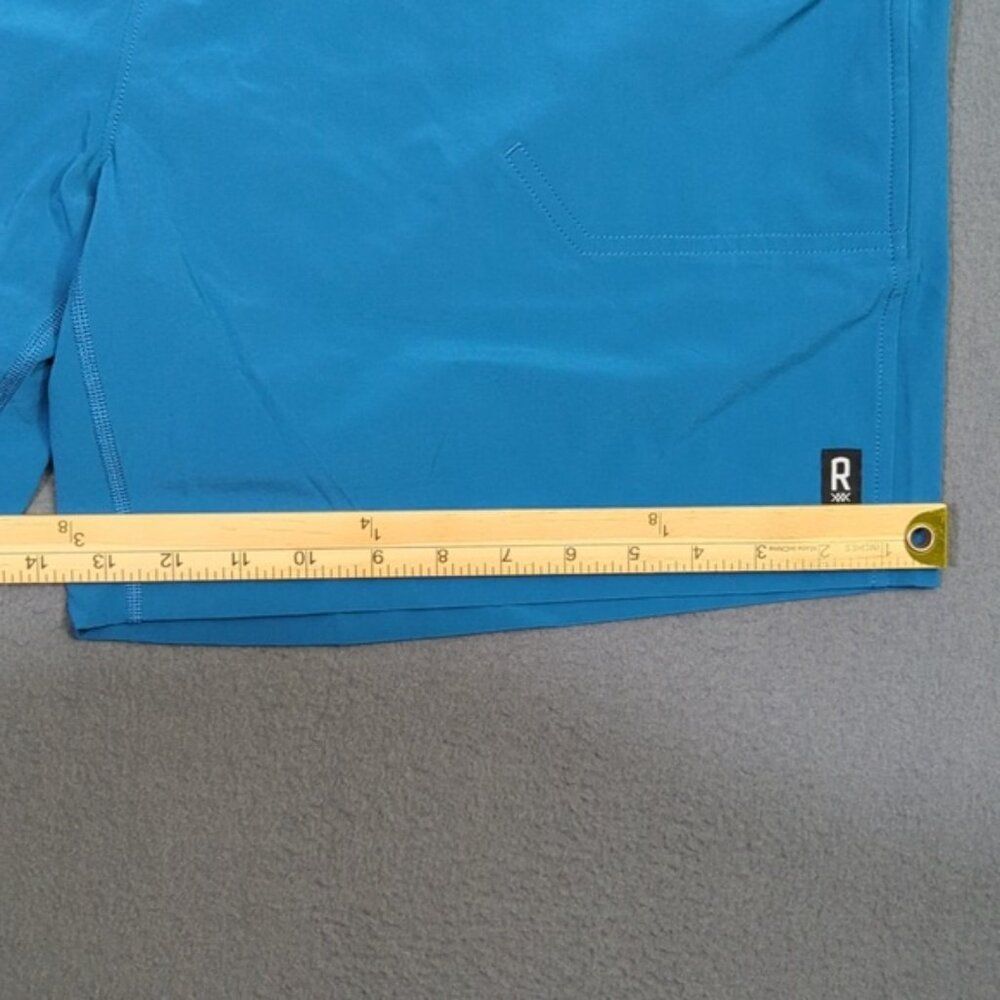 Rhone Shorts Men's XXL Blue Essentials Training Shorts Unlined Athletic Gym NWT - Picture 5 of 10